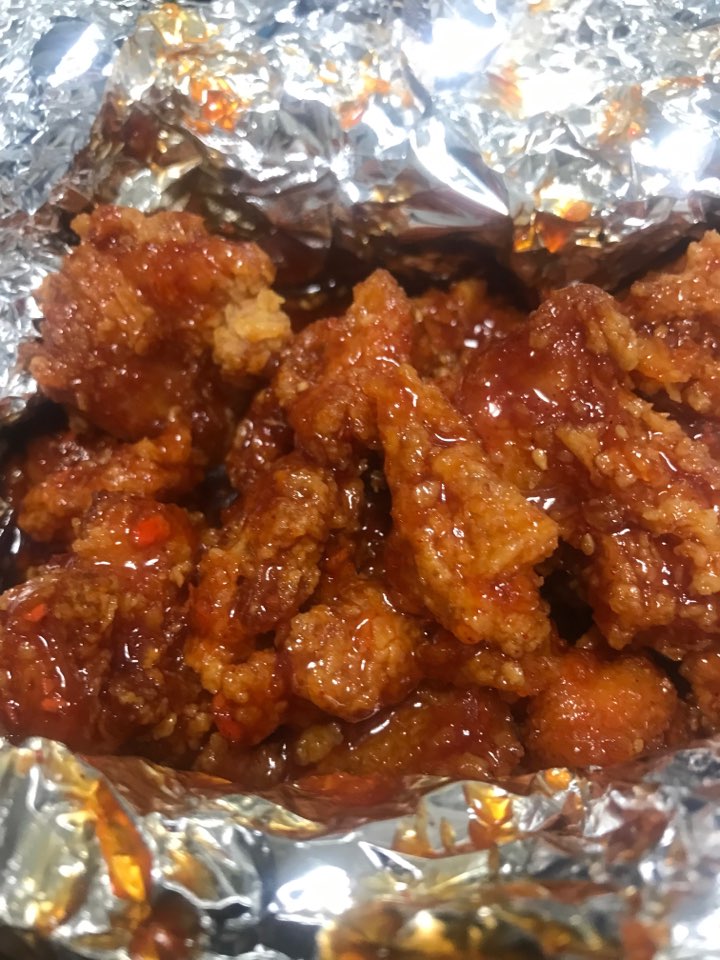  신대방삼거리 치킨배달해서 청년치킨 냠냠 먹었습니다