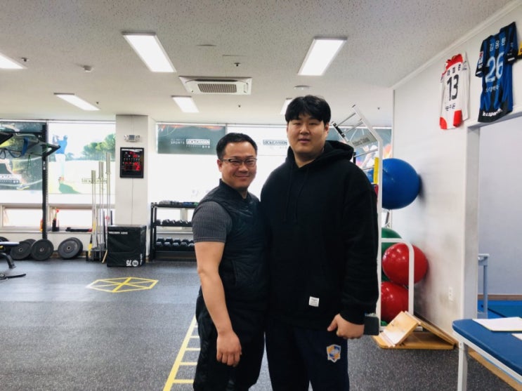 광주스포츠재활-무릎통증-박리성골연골염-백두장사-윤성희선수