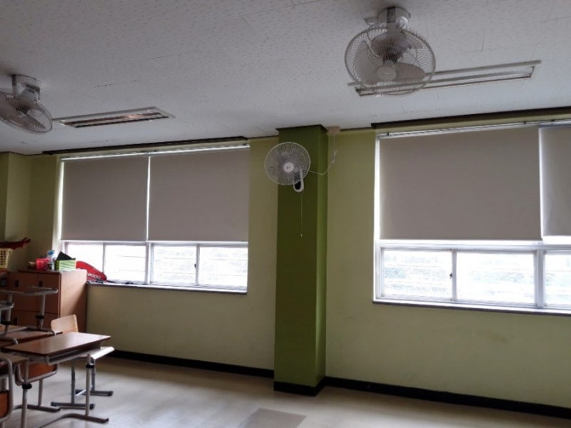 [양산백경원단] 중학교 방염암막롤스크린 시공 커튼 시공 사진 122