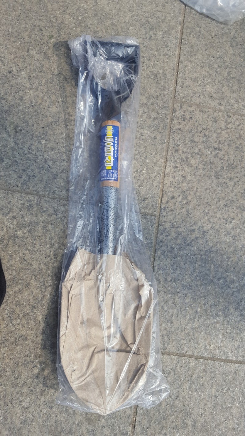 동탄삽,솔표삽,상록수삽,정원삽,각삽,막삽,내리삽,오삽,쇠삽,모종삽,아동삽,곡괭이,삽자루,곡괭이자루,은평구 불광동 연신내 구파발 ...