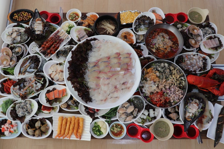  연안부두 회센터 60첩 반상 가격 두번 놀래!