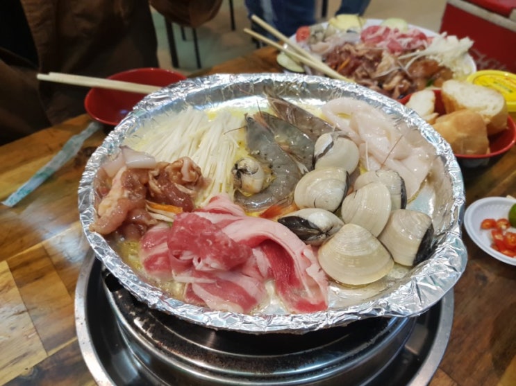  베트남 혼자 여행(19.1.15~1.25) 하노이 맥주거리에서 축구 관람. 베트남에서 미얀마로 이동(송홍라운지)!