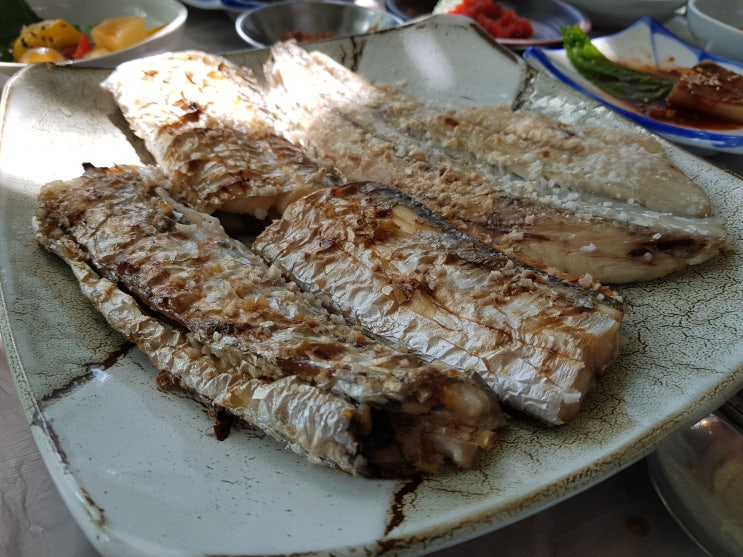  [통영 밥집] 통영 그 밥집 아지매들께서 한정식 느낌의 밥을? 생선구이정식!