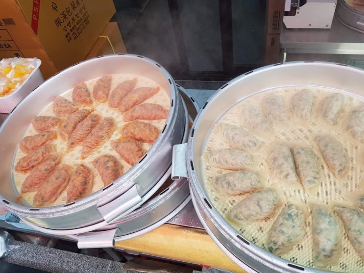 [역북동 맛집] 얇은 만두피의 "수경수제만두찐빵"