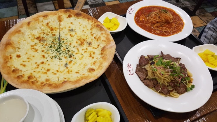  한국인이 사랑하는 외식메뉴
