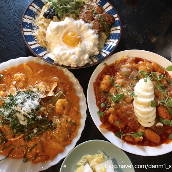  [을지로맛집] 꾸덕한 파스타 떡볶이 핫플 ‘을지로 미팅룸’