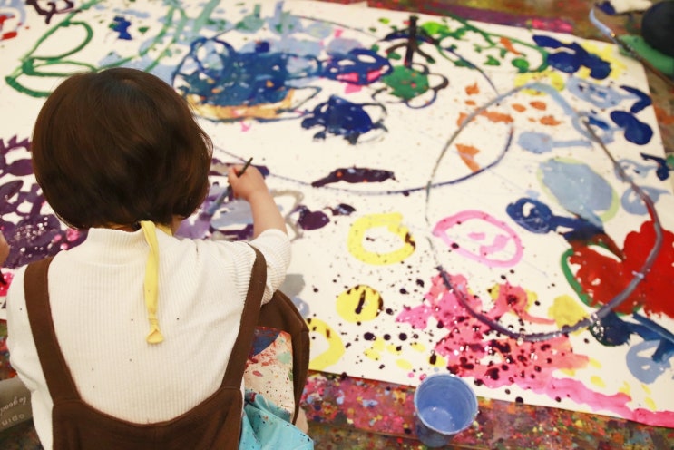 창원 성산아트홀 오! 에르베튈레 색색깔깔전, 아이와 미술관람