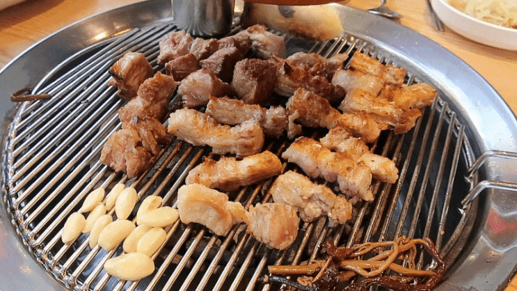 부산 연산동고기집 제주이마이가 :: 고사리와 함께 먹는 생삼겹살 부산연산동맛집