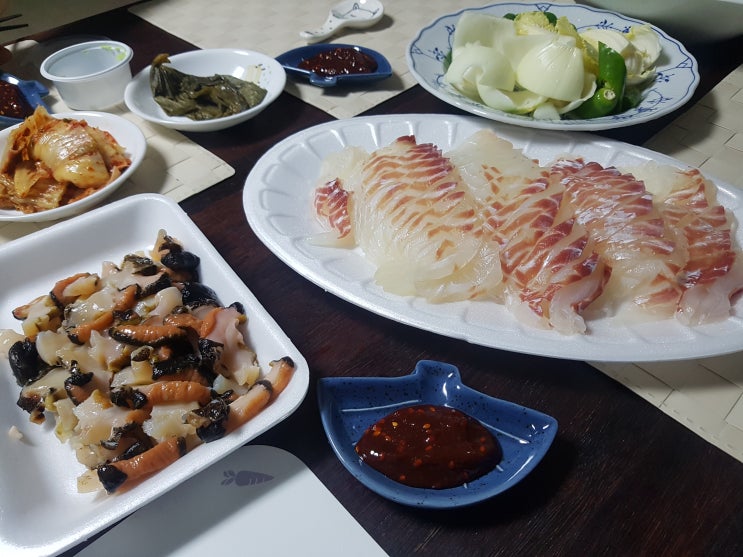 함덕횟집 자연산전문 삼구수산삼구회포장센타 가성비짱?? 함덕횟집 자연산전문 삼구수산삼구회포장센타 가성비짱??