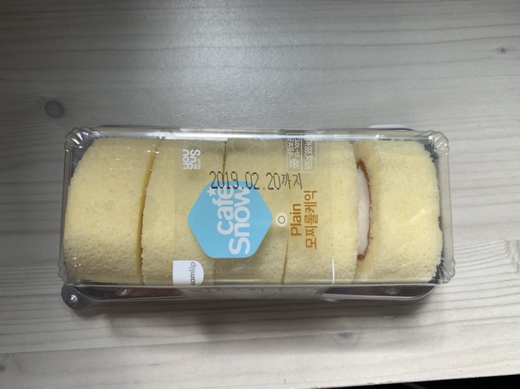  [GS25편의점] 모찌롤케익 / 허쉬 녹차 초코바 후기