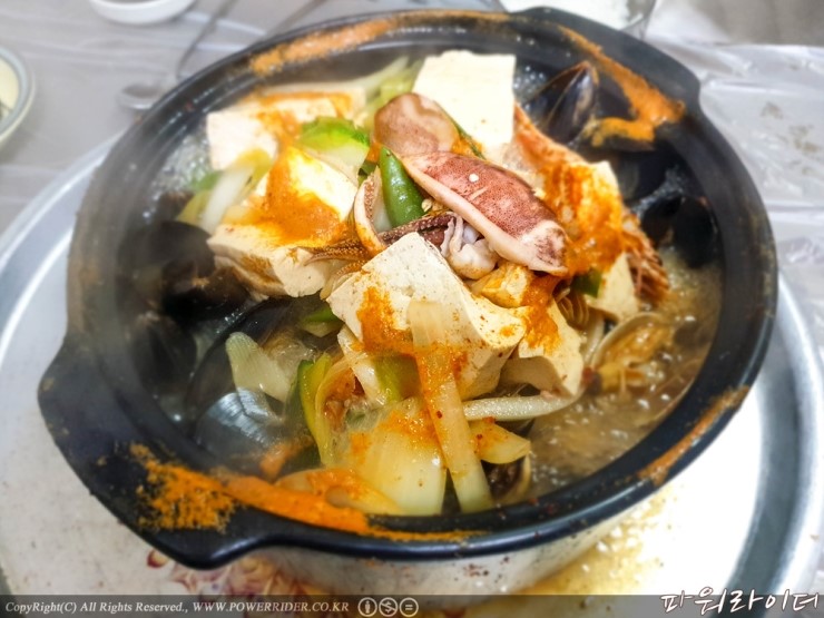  경남 거제도 맛집 - 장승포맛집 항만식당 해물뚝배기. 10여년만에 들른 거제 장승포항 맛집. [파워라이더의식도락여행]