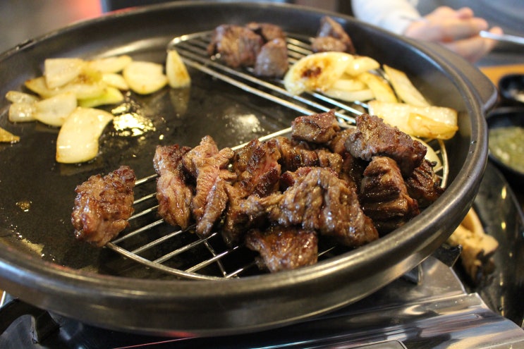  광명 소하 맛집 :: 육즙이 팡팡~ 꽃피다한우