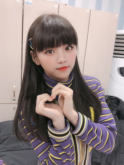 귀염깡패 세러데이 아연 터져버린 와이파이