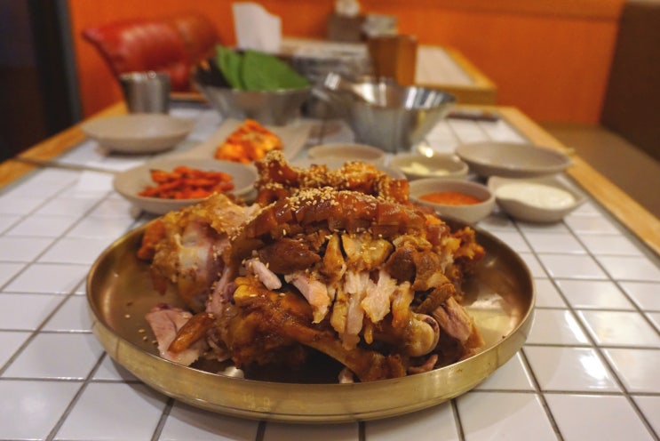  홍제동 족발 맛집 족삼리, 직화족발 꼭 드셔보세요!