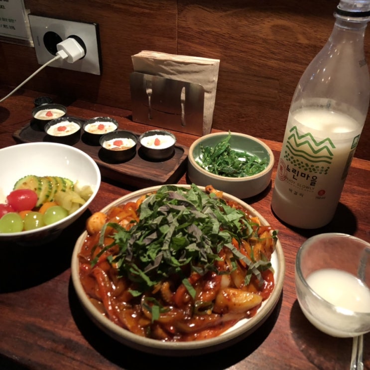  홍대 술집 산울림1992 막걸리 존맛-!