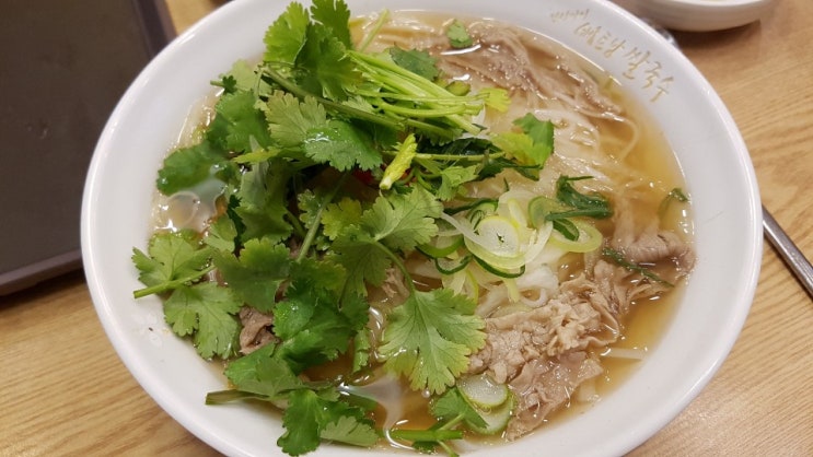  고수효능 고수 넣은 쌀국수