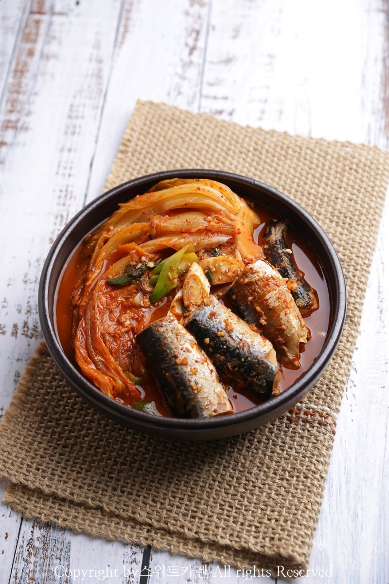 고등어김치찜 통조림고등어 묵은지요리 : 네이버 블로그 고등어김치찜 통조림고등어 묵은지요리 : 네이버 블로그