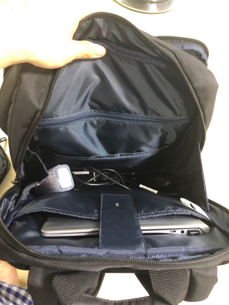 가성비 노트북 가방 ::: 샤오미 클래식 비즈니스 백팩 사용후기