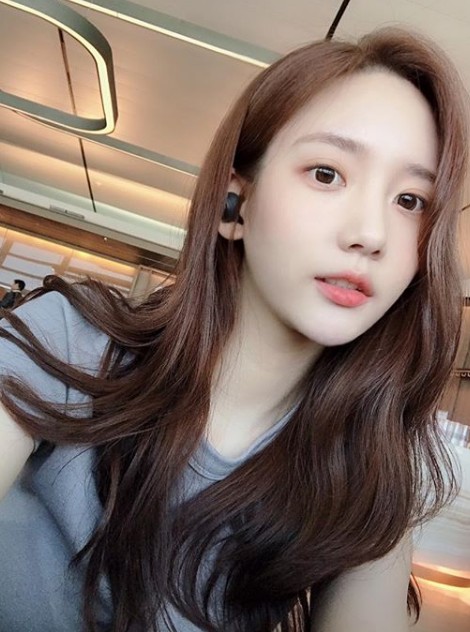  한서희, 류준열 비하 발언. 실시간 검색어를 장악하다
