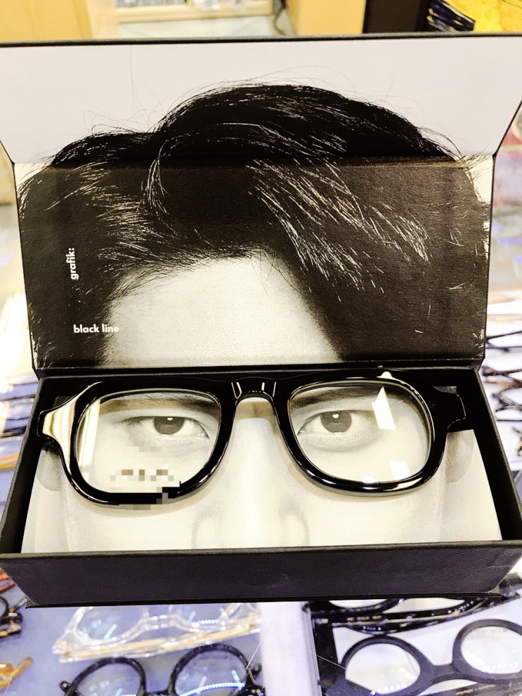  [그라픽 플라스틱] 얼굴형에 잘맞는 안경 추천 BLACK LINE(b2)