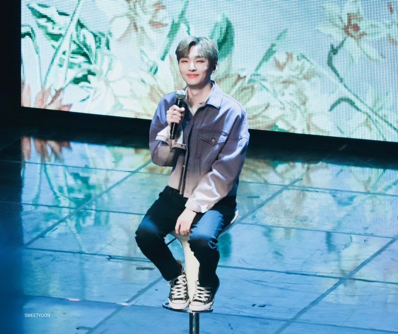 190224 윤지성 Aside 팬미팅 in 서울 고화질 사진 (1)