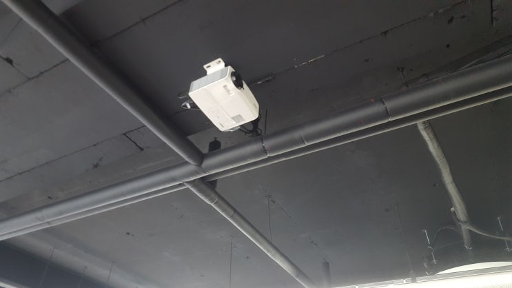  익산 종합 보험사 프로젝터 설치 비비틱 D55E  120인치 무선전동 설치