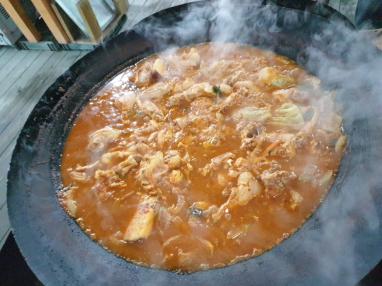  가평 솥뚜껑 닭볶음탕 맛집 산골농원 전참시 매니저편보고 다녀오다