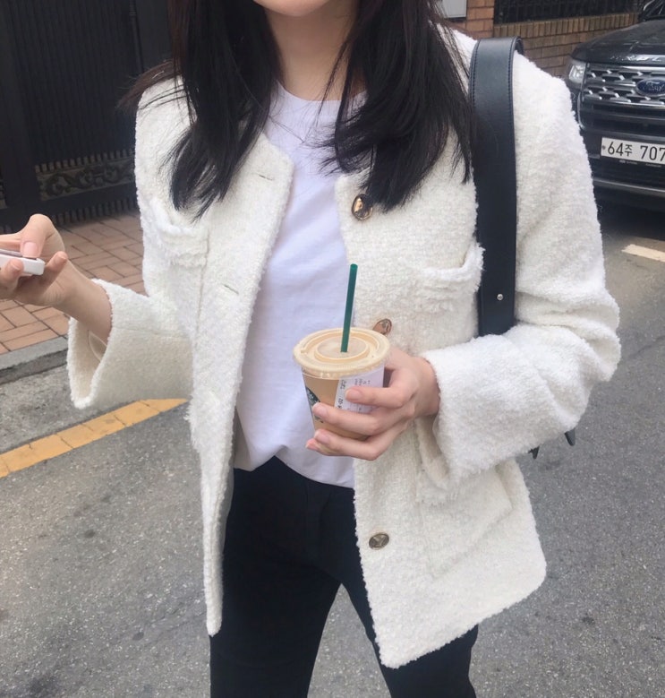  메베 디어리스트 트위드자켓.
