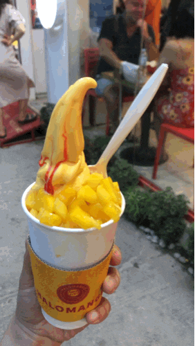 까만콩휴가중:)디몰 할로망고 그리고 프렌치네일샵