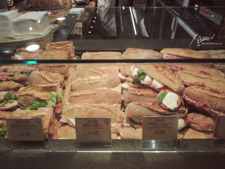  밀라노 중앙역 centrale 크루아상 맛집 | Bistrot Milano Centrale