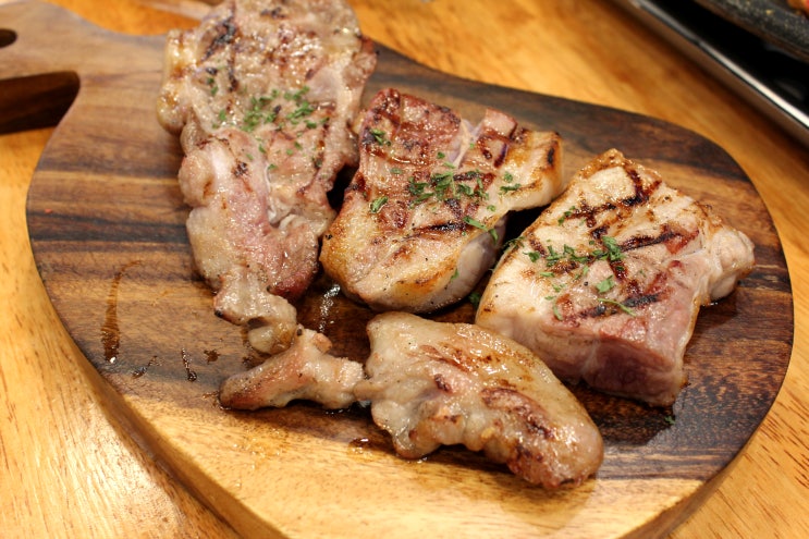  원주 단구동 삼겹살 맛집 '돈터' 초벌구이로 냄새 없이 맛있는 삼겹살!