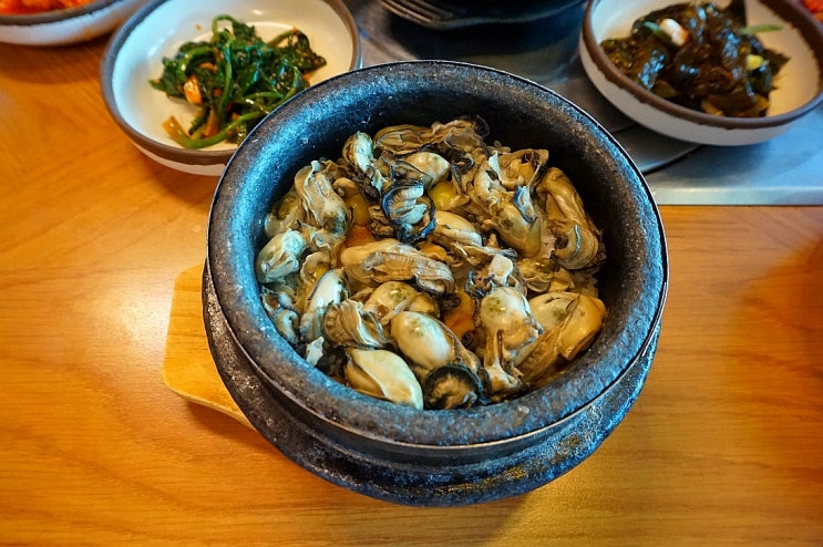  선재도 맛집 바람의마을 푸짐한 굴밥한상