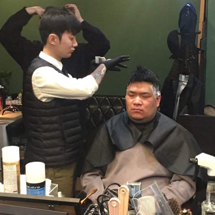  소림축구 오맹달 크림바버샵 방문!