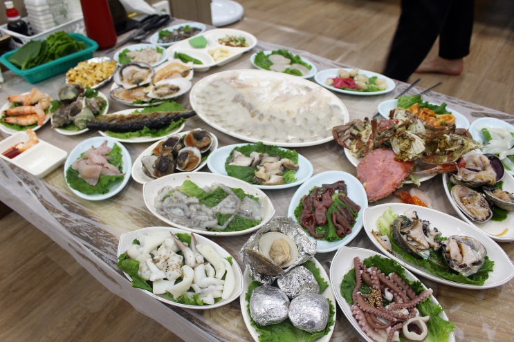  곰소항 맛집 싱싱한 회 제대로 즐겼어요~