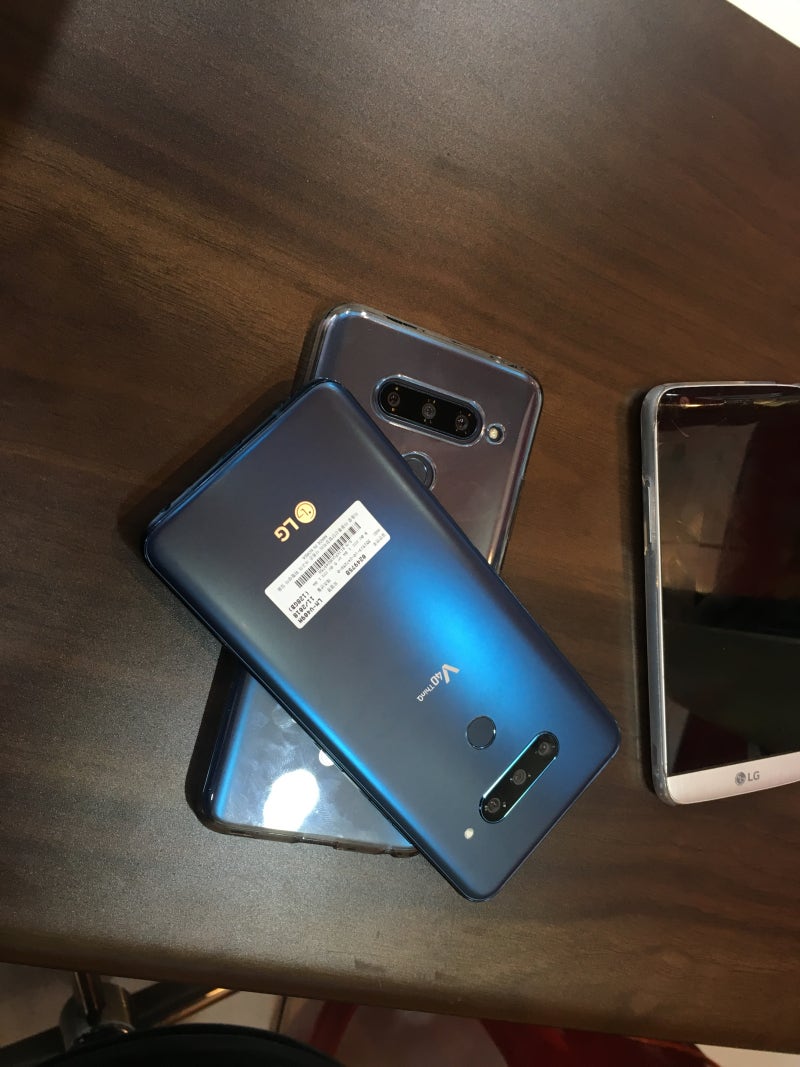 또 하나의 LG V40 ThinQ, 아버지의 새 스마트폰 구입 (LG 고객 안심보상 프로그램)