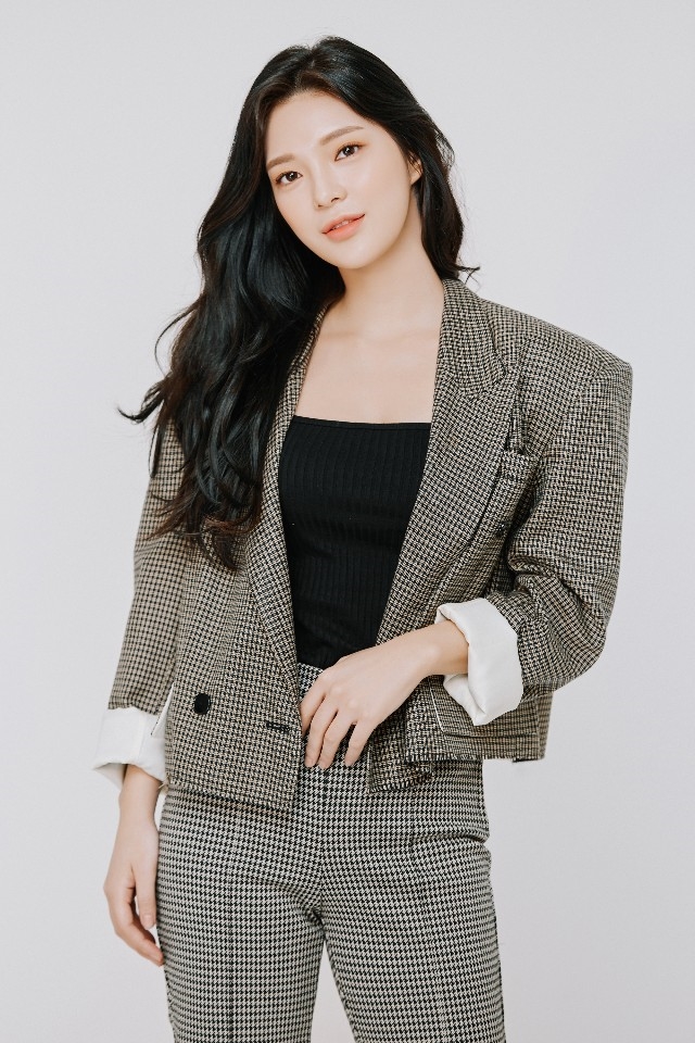 <b>나인뮤지스</b> 출신 소진, 에스이 엠앤엠과 <b>전속계약</b>… 배우... 
