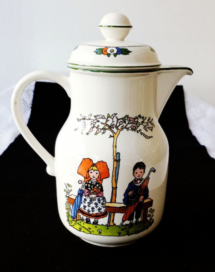  빌레로이 & 보흐 (빌보) 앙시 달사스 커피팟 (Villeroy & Boch Hansi Coffee Pot)