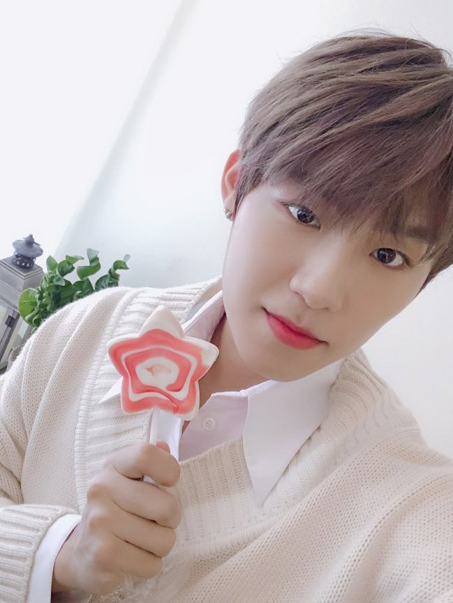   박우진, 이대휘 - 190314 [ 브랜뉴 뮤직 ]  happy White day  영상 & 포토 