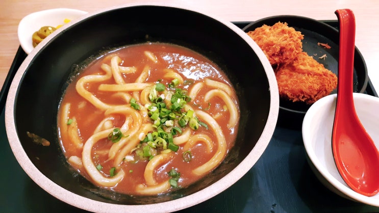 오늘의 런치 <사보텐 카레우동> 오늘의 런치 <사보텐 카레우동>