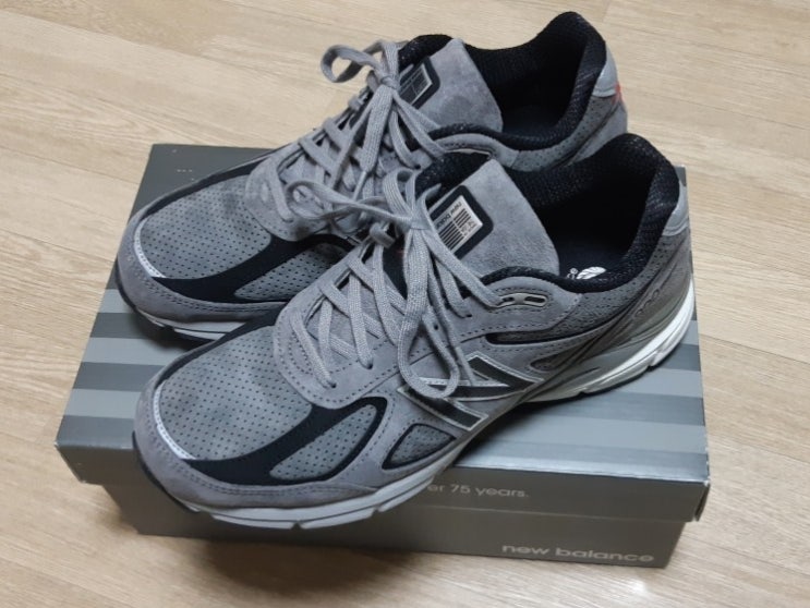  뉴발란스 m990sg4