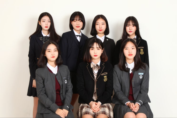  우정은 사진관 문 앞에서 만나~ [우정이미지사진 | 홍대사진관 | 커플이미지사진 ]