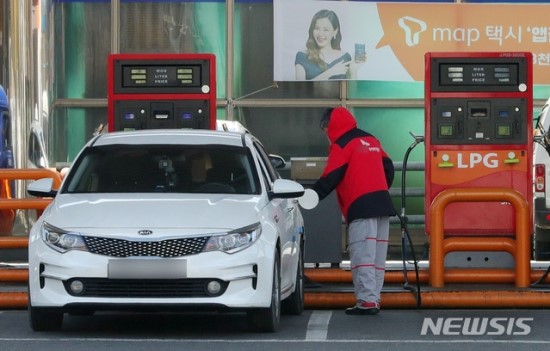 LPG車 규제 완화...중소정유업계 "경유, 미세먼지 주범 아냐"