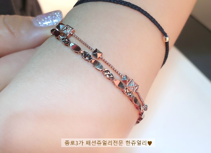 화사한 느낌을 주는 14k 두줄팔찌 화사한 느낌을 주는 14k 두줄팔찌