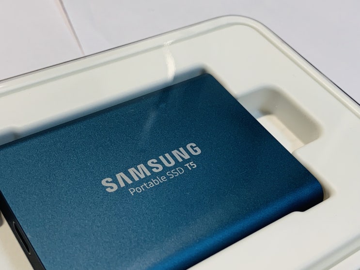삼성외장하드추천 작고 가볍고 빠른 포터블 SSD T5 500GB