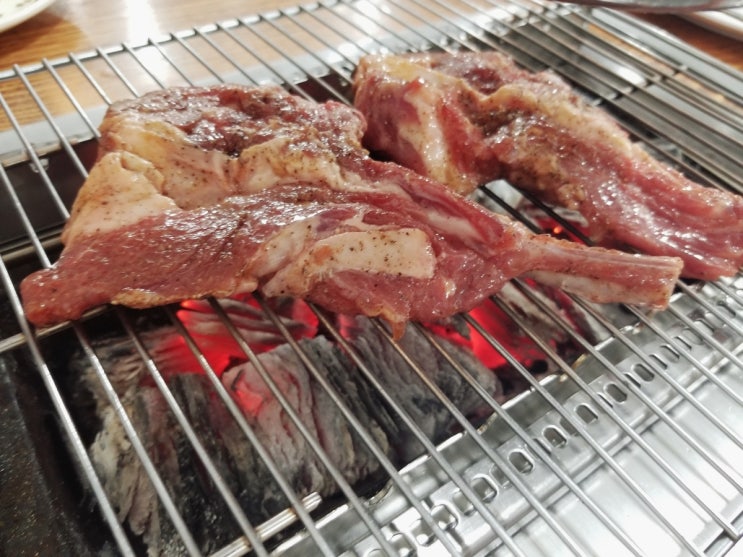 동두천. 영준네. 양고기. feat.양꼬치, 양갈비. 동두천. 영준네. 양고기. feat.양꼬치, 양갈비.