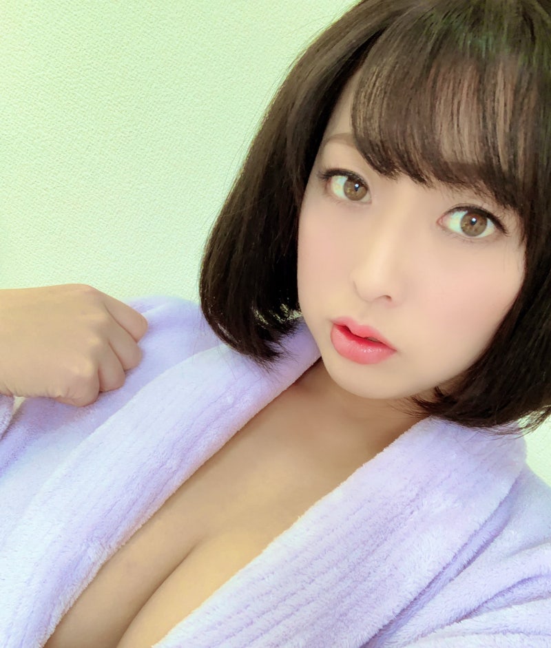 일본 AV배우 시노자키 칸나 篠崎かんな Kanna Shinozaki 2019년 1월 데뷔! : 네이버 블로그