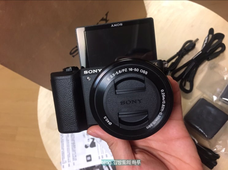 소니 A5100, 입문용 미러리스 카메라 구매 후기 + WIFI로 동영상 옮기기