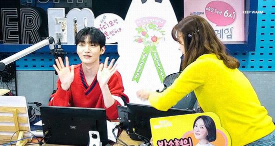 [라디오] 190311 오늘의 더블 DJ 윤지성 움짤/캡쳐 (+영상)