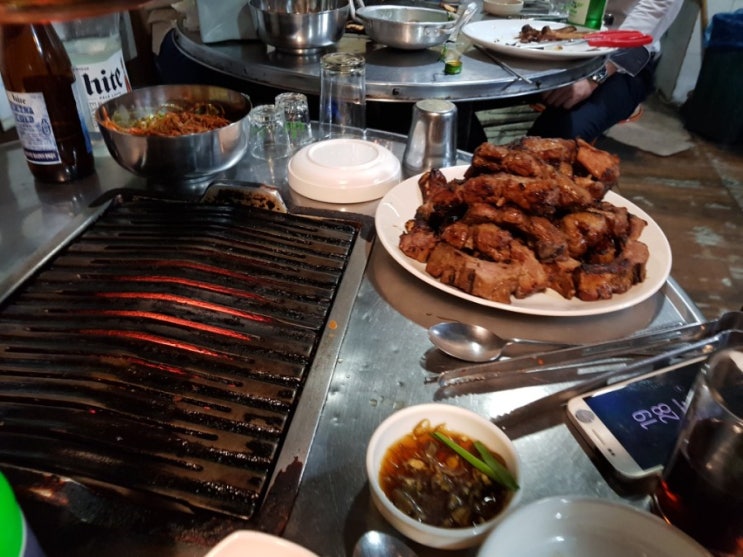 [학동] 찐맛집 '해몽'에서 목살과 등갈비에서 나오는 살아 움직이는 육즙을 느껴보세요