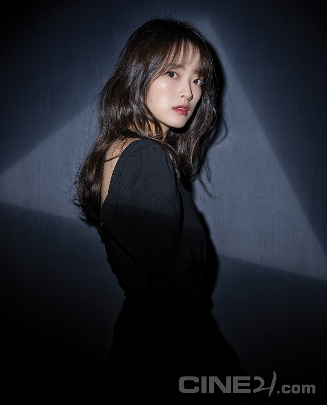  <우상>을 본 뒤, 배우 천우희에 대한 기억의 흔적을 찾아봤다